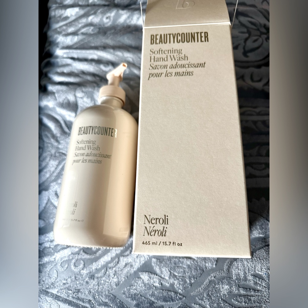 NIB Beautycounter Hand wash Neroli Scent